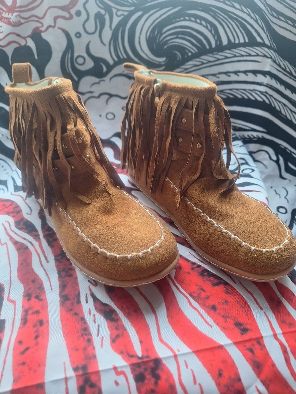 Brown Faux Suede Moccasin Like Booties Side Zipper & Cushioned Sole Size 41 NWOT